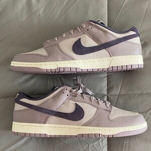NWT/NIB Nike Men’s Dunk Low Retro Sneakers - Lavender / Deep Purple - size 15